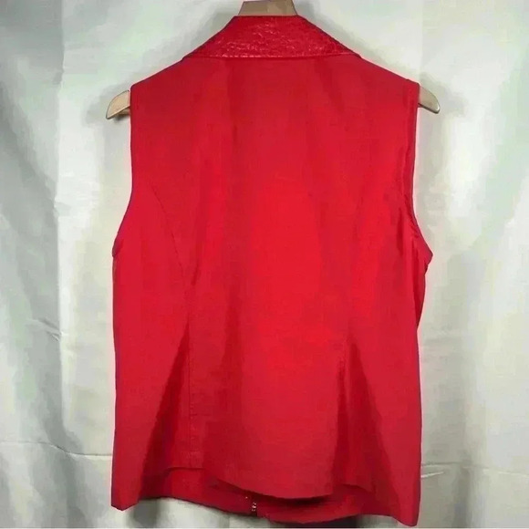 Chicos tops size 1 bundle - Picture 8 of 9